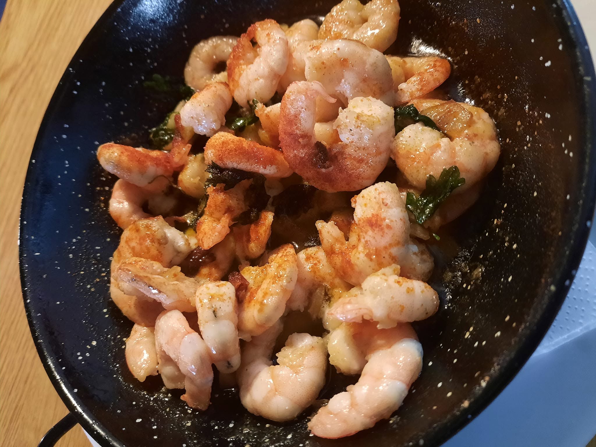 Plato de la casa: cazuela de gambas